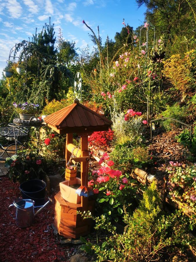 Ferienhaus Mit Riesen Garten, Drei Terrassen, Toller Aussicht Am Waldrand, Auch Als Monteur-Wohnung Hemer Buitenkant foto